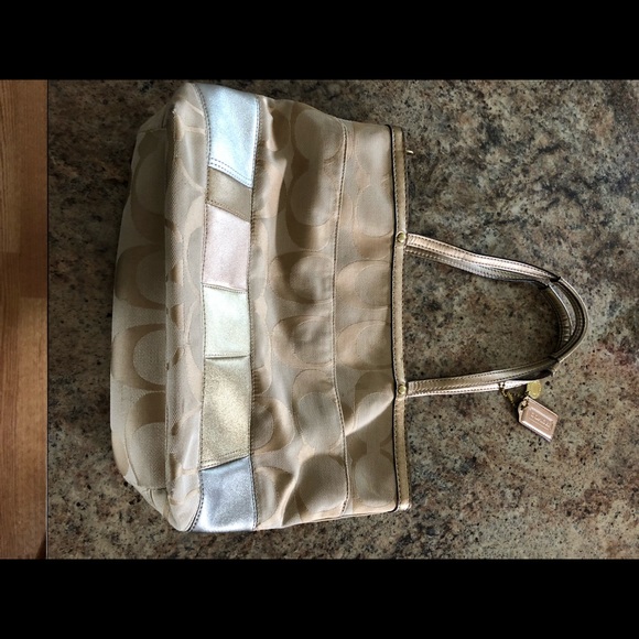 Coach Purse - Picture 2 of 6